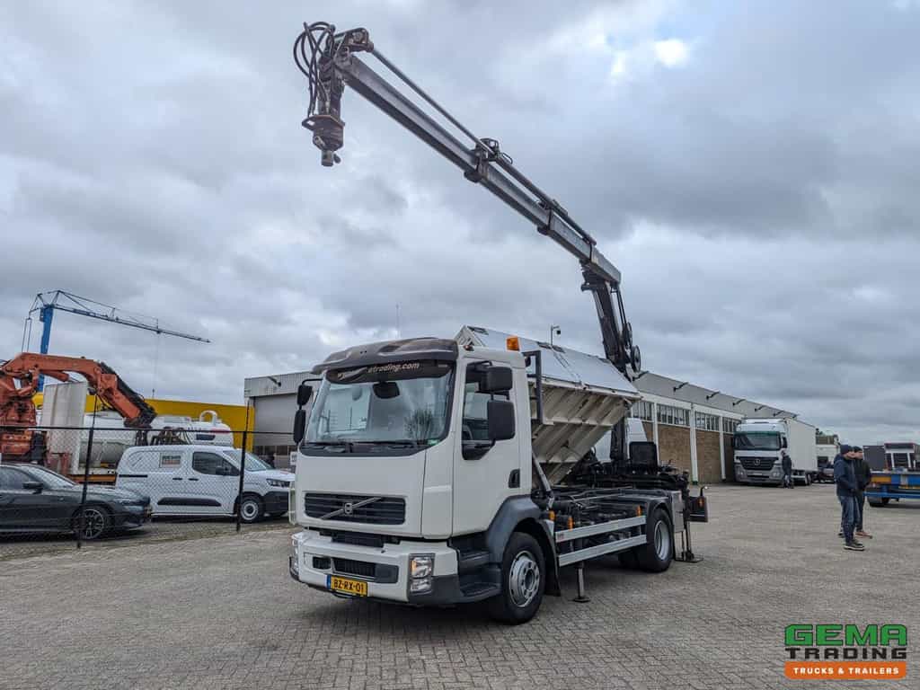 Volvo FL240 4x2 Dagcab Euro5 - 2 Zijdige Kipper + Kraan Hiab 088ES-3 HIDUO - RadioGrafisch - 39.900KM!