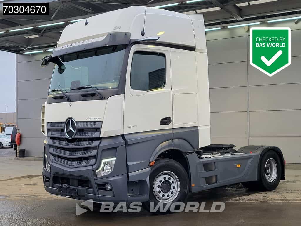 Mercedes Actros 1845 4X2 GigaSpace Retarder MirrorCam Navi Euro 6