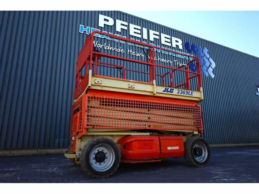 JLG 3369LE Electric, 12m Working Height, 450kg Capacit