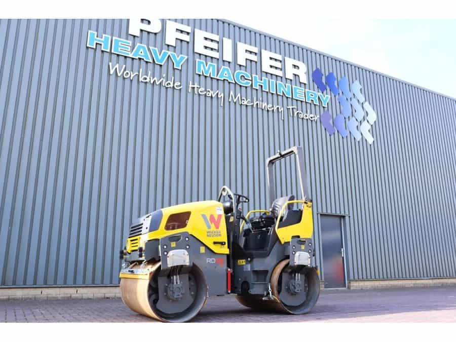 Wacker Neuson RD28-120 Diesel, Front And Rear Vibrating Smooth D