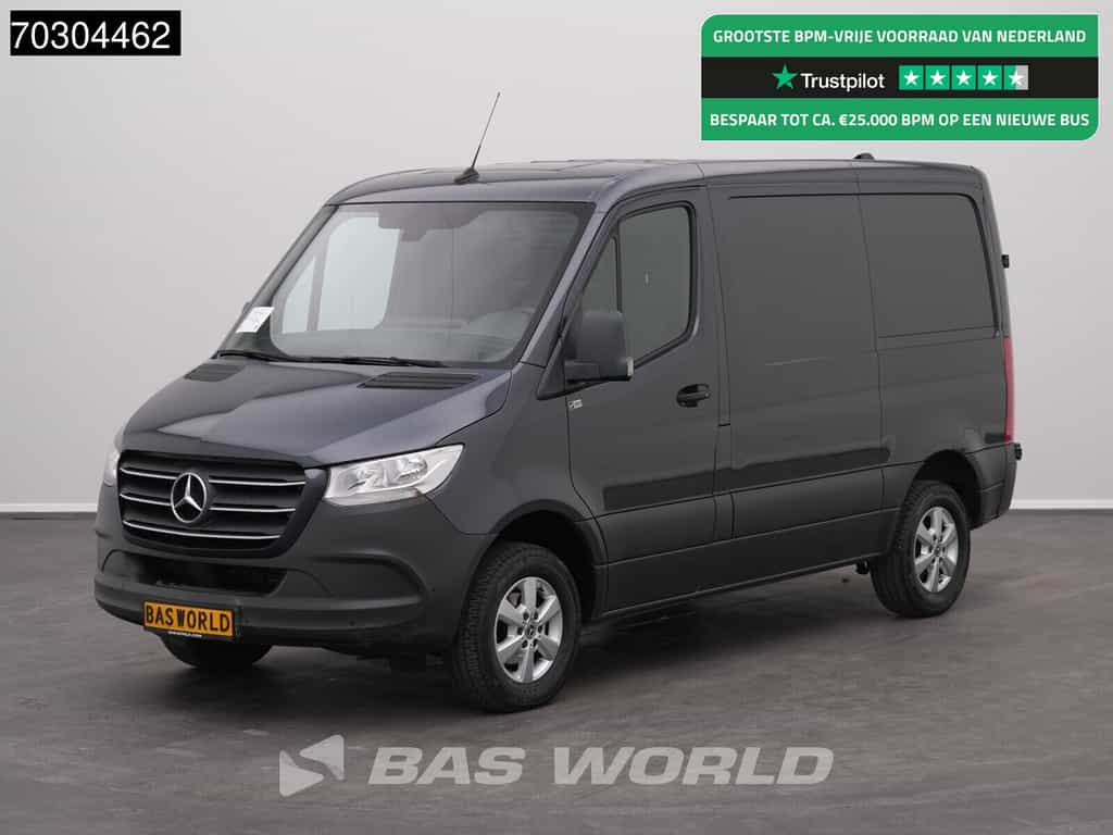 Mercedes Sprinter 314 CDI L1H1 Trekhaak Navi Airco Cruise Camera Parkeersensoren v+a MBUX CarPlay Euro6 L1 Kompakt Airco Trekhaak