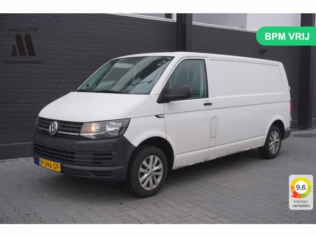 Volkswagen Transporter 2.0 TDI L2 - Airco - Navi - PDC - Trekhaak - € 8.950,- Excl.