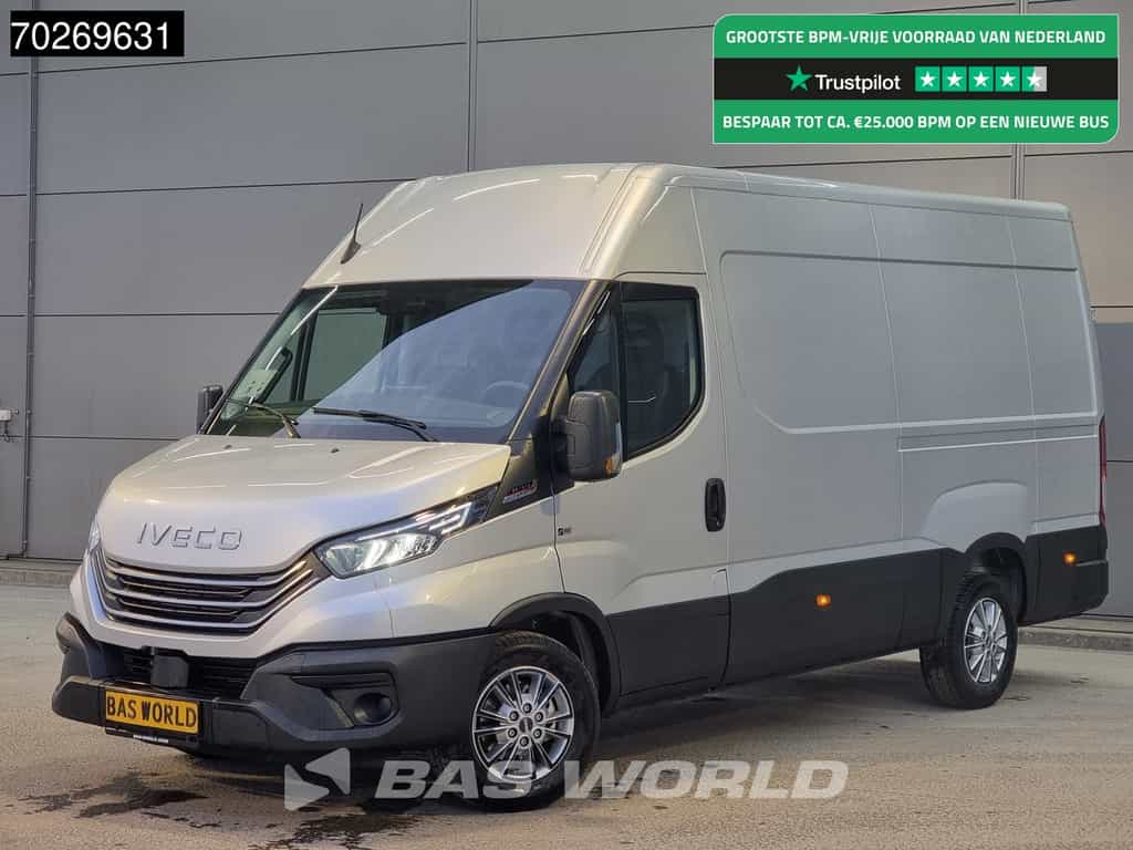 Iveco Daily 35S21 3.0L Automaat 210PK 3,5t Trekhaak ACC LED Camera Parkeersensoren Tacho Euro6 L2 12m3 Airco Trekhaak