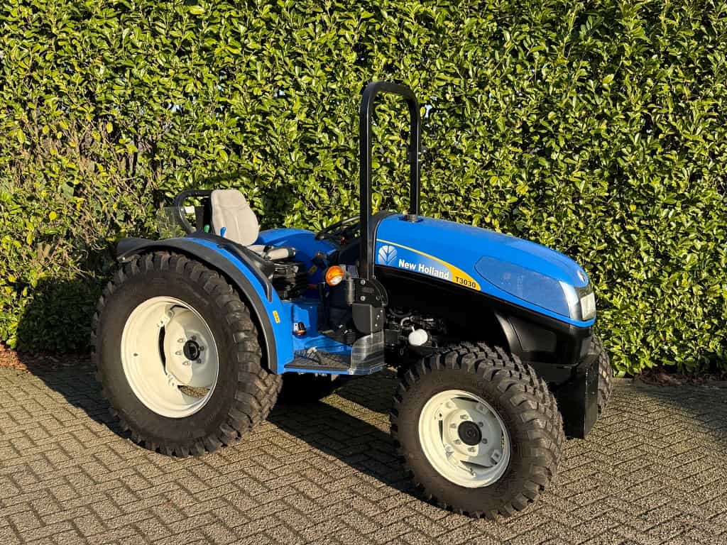 New Holland Boomer T 3030 4 WD Nieuw !