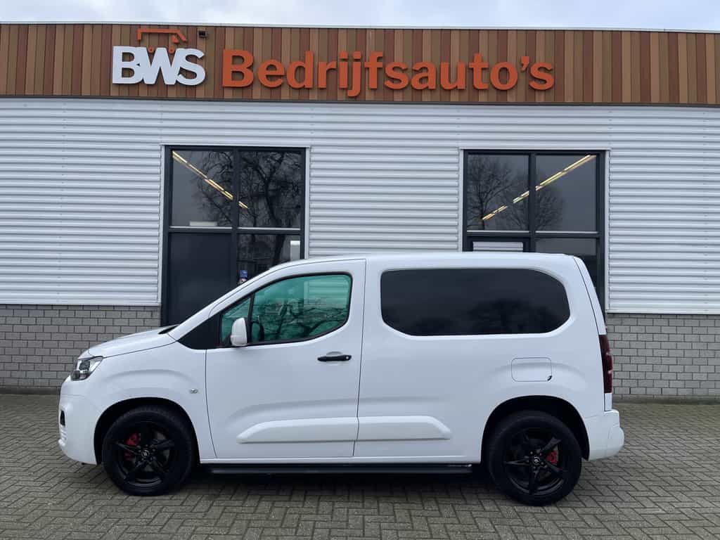 Citroën Berlingo 1.5 BlueHDI Club automaat / € 11.950 marge / lease vanaf € 201 / euro 6 diesel / airco / cruise / navigatie / camera / lichtmetalen velgen / pdc achter !