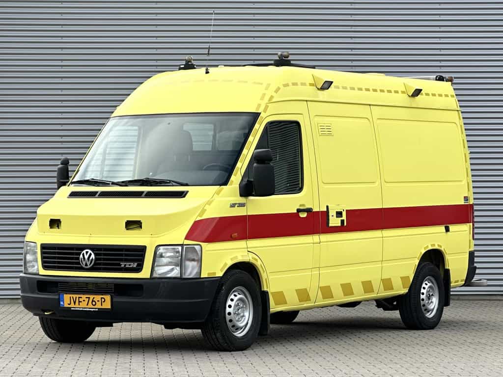 Volkswagen LT 35 2.8 TDI 158 PK lang Ambulance Rettungswagen