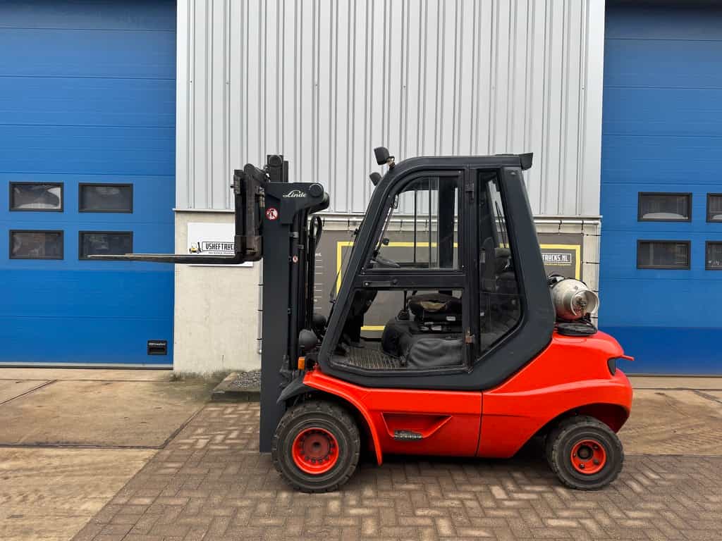 VS-22622 LPG heftruck Linde H35T sidehift