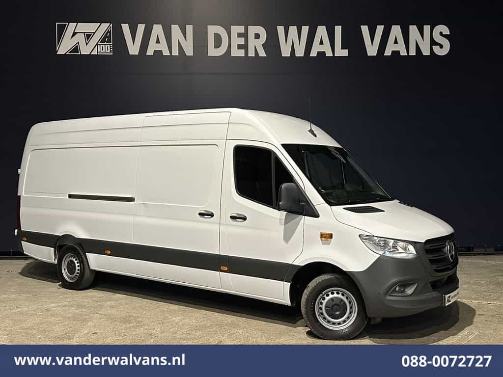 Mercedes-Benz Sprinter 317 CDI 170pk L3H2 Euro6 Airco | 360 graden Camera | Navigatie | Apple Carplay | Cruisecontrol Android Auto, Stoelverwarming, Chauffeursstoel, 270 Graden Achterdeuren, Parkeersensoren, Bijrijdersbank