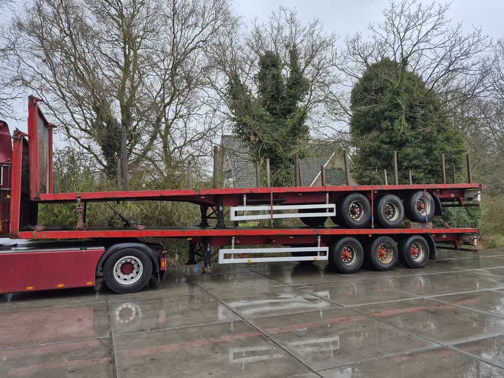Pacton T3-001 platform semi-trailer