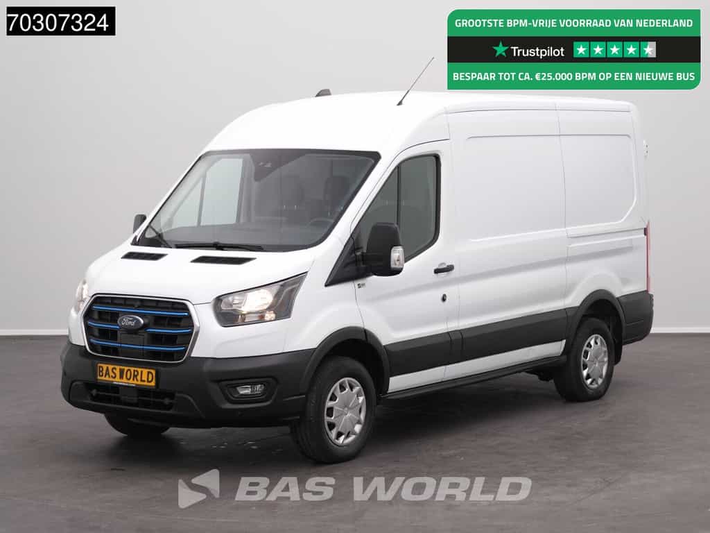 Ford e-Transit Elektrisch 68kWh 317km WLTP L3H2 Navi Airco Cruise Parkeersensoren v+a SYNC4-Display CarPlay L3 Airco Cruise control