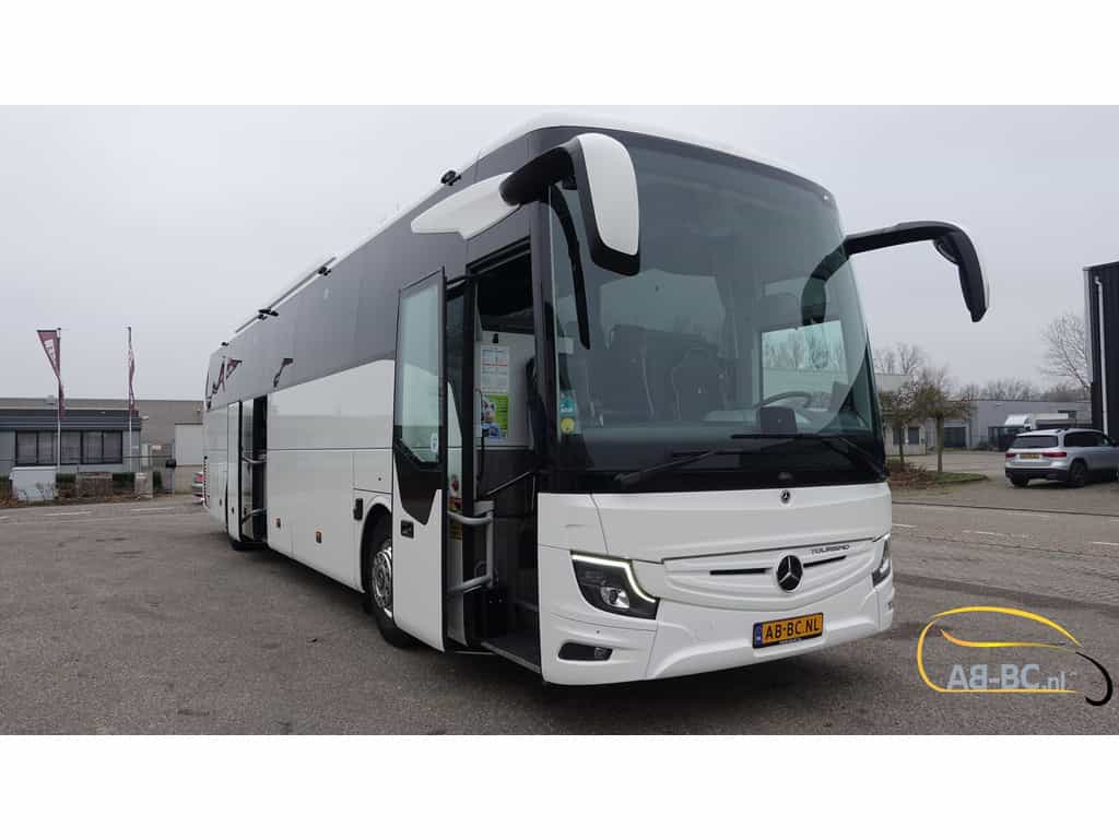 Mercedes-Benz Tourismo RHD coach bus