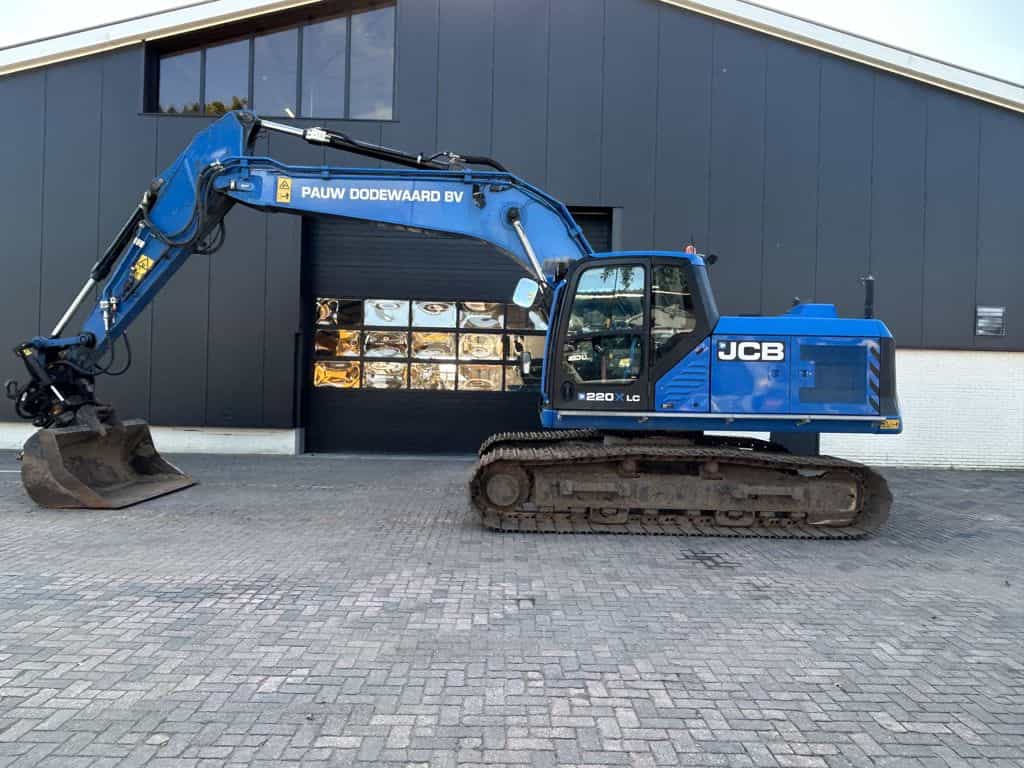 JCB 220X