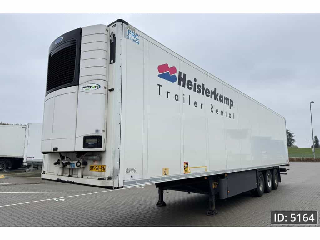 Schmitz Cargobull SKO 24 / Drum brakes / Carrier Vector 1550 / Palletbox