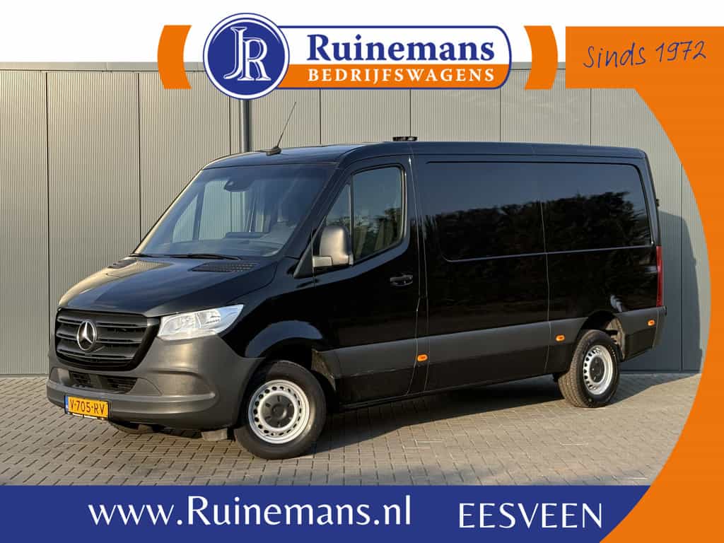 Mercedes-Benz Sprinter 314 CDI 143 PK AUTOMAAT RWD 3.5T / L2H1 / HENDI KRAAN / 3.5T TREKHAAK / CAMERA / BLINDSPOT / 3-ZITS