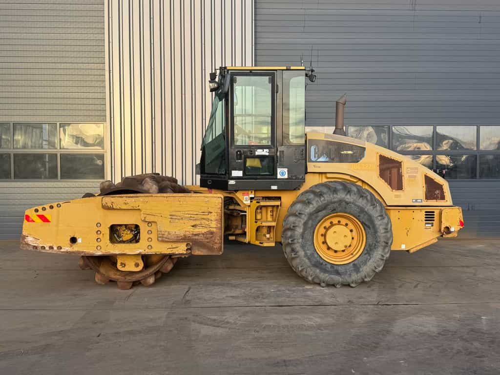Caterpillar CP76 (19t)