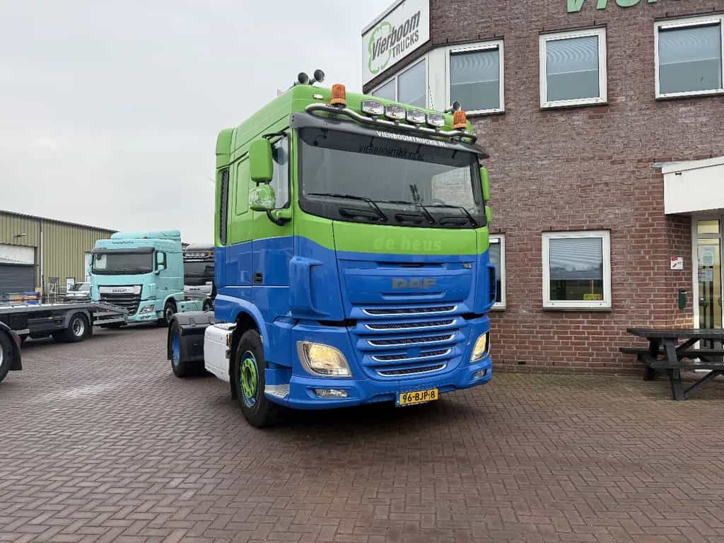 DAF XF 460 XF460 4X2 / Night airco / camera / TUV 74-2026 / TOP COND truck tractor