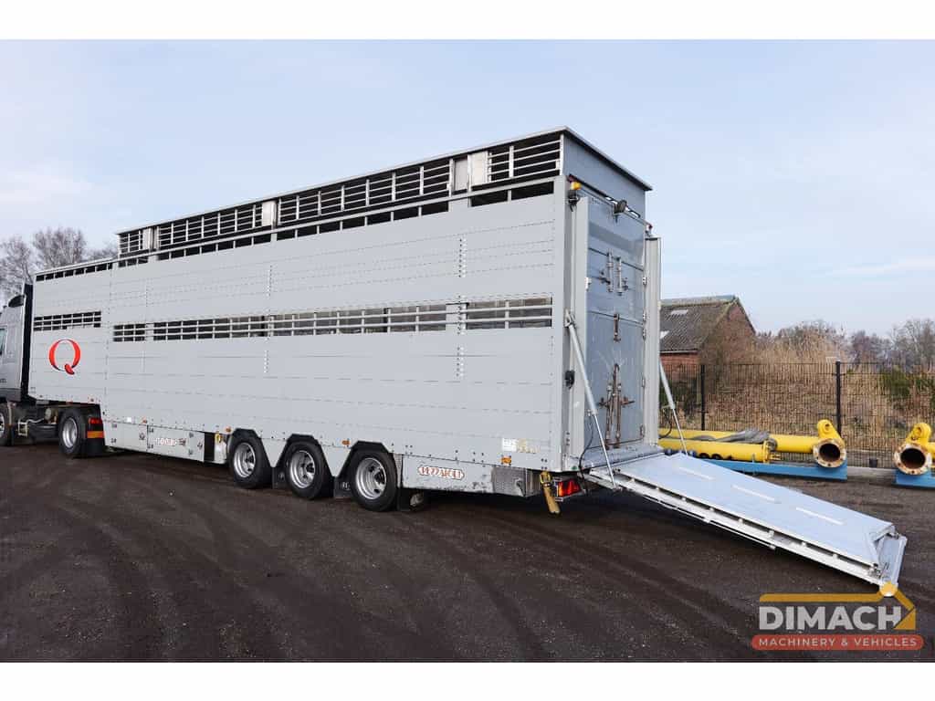 Pezzaioli SBA32 Veetrailer 2 lagen voor koeien - 3 asser - hefdak - belast beweegbaar - hydr. ramp - Pezzaioli SBA32 DM1185