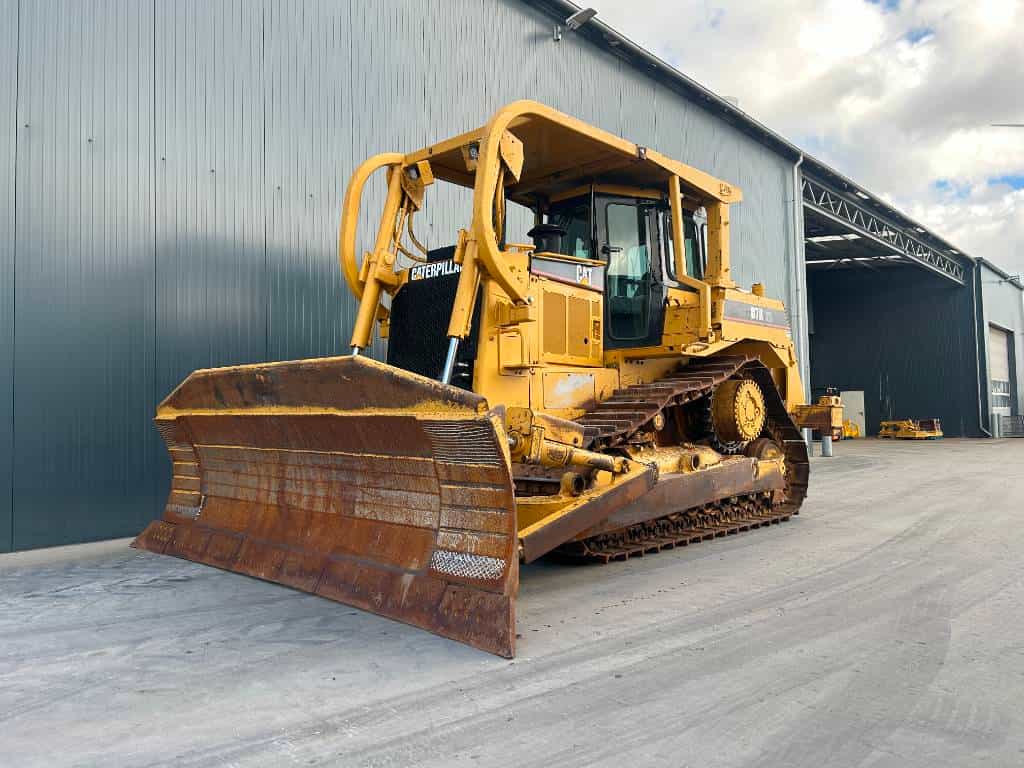 CAT D7R II