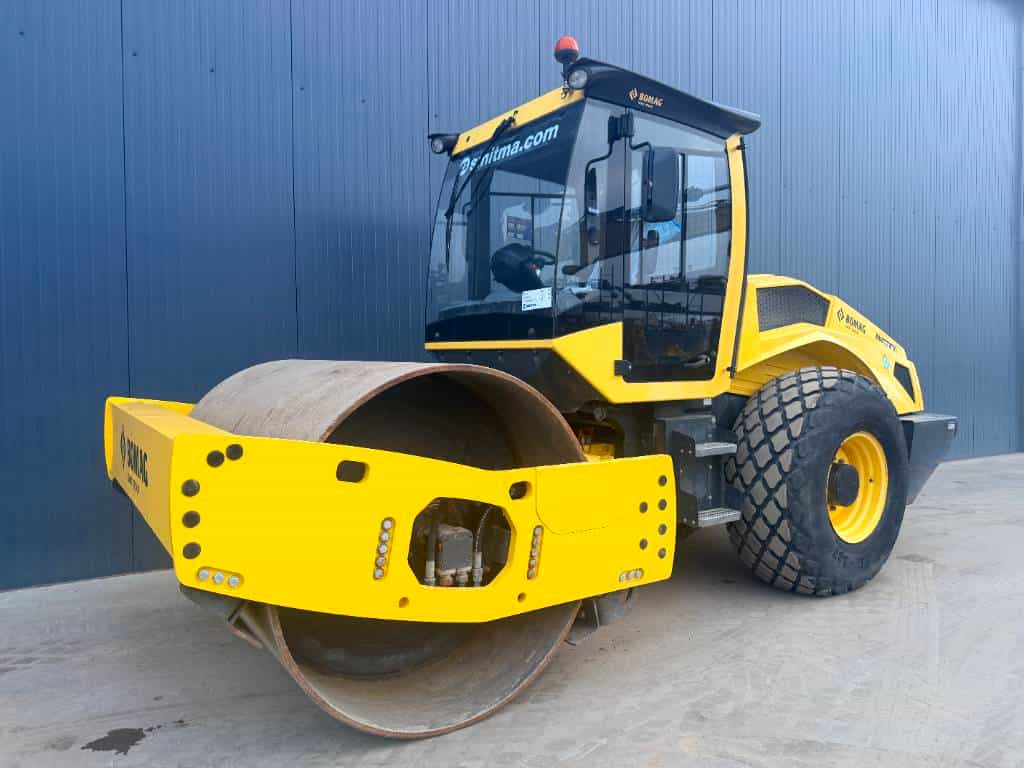 Bomag BW213D-5