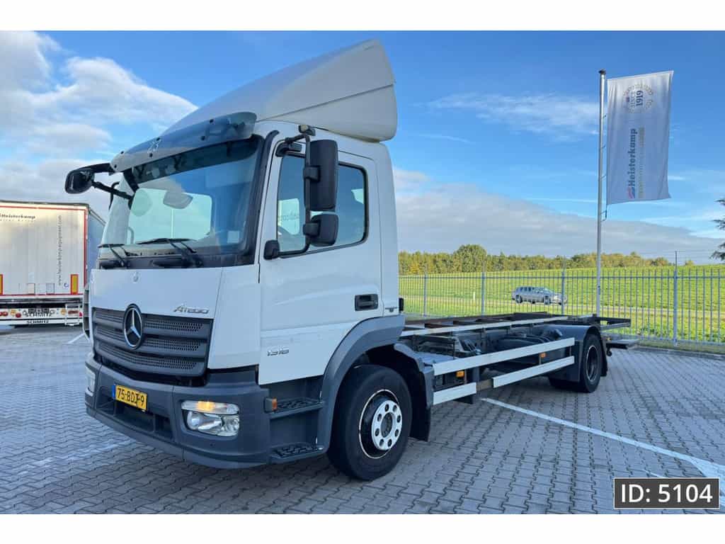 Mercedes-Benz Atego 1318 Day Cab, Euro 6, / BDF / DHOLLANDIA 2000KG