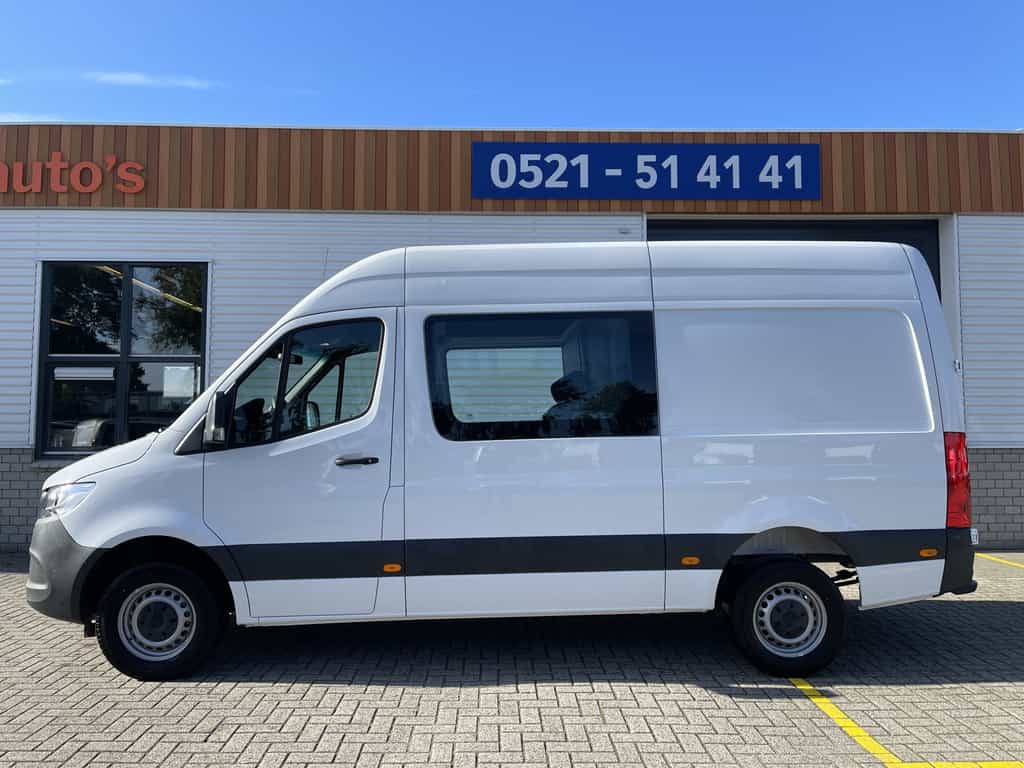 Mercedes-Benz Sprinter 317 1.9 CDI 170pk L2H2 DC 7 persoons / rijklaar € 39.950 ex btw / lease vanaf € 936 / climate control / trekhaak 3500 kg optie / achteruit rijcamera !