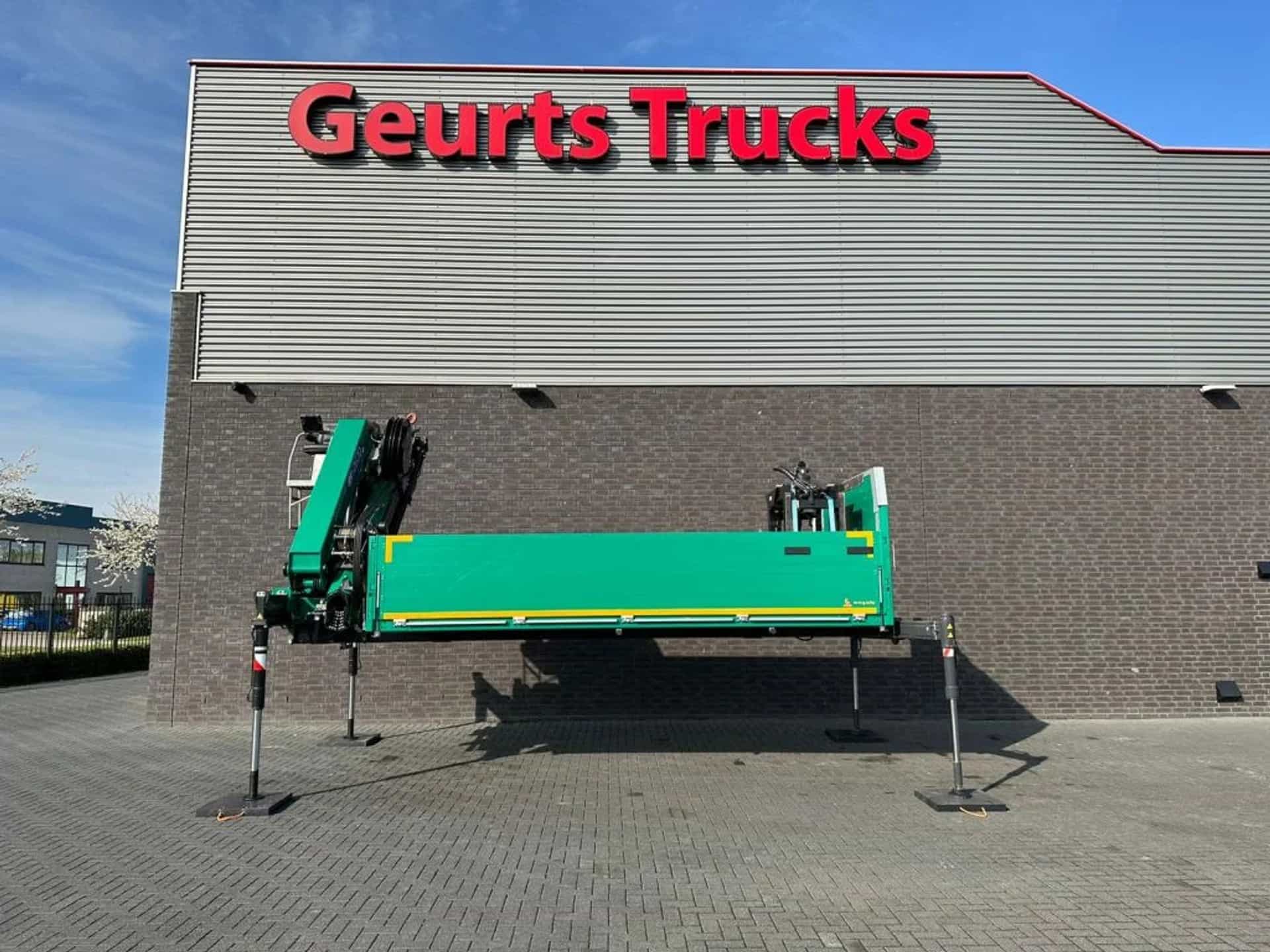 HMF  VARIOFRAME 2620 K7 KRAAN/KRAN/CRANE/GRUA