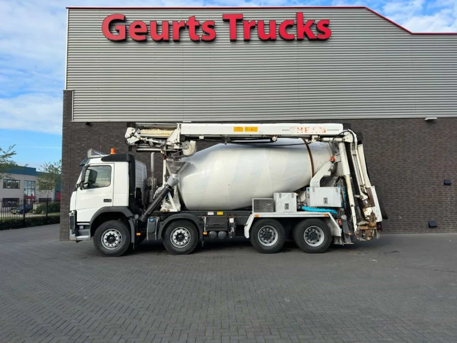 Volvo  FM 410 8X4 + STETTER 9 M3 MIXER/MISCHER + THEAM 15 M TRANSPORTBAND/BELT