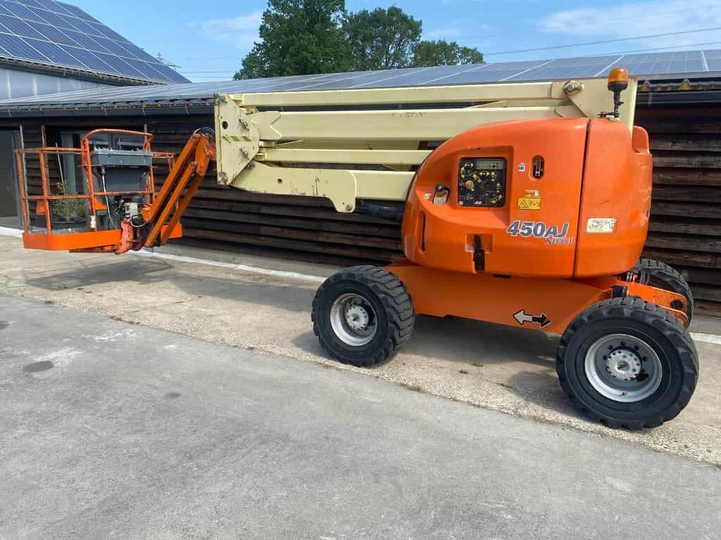JLG 450 AJ hoogwerker