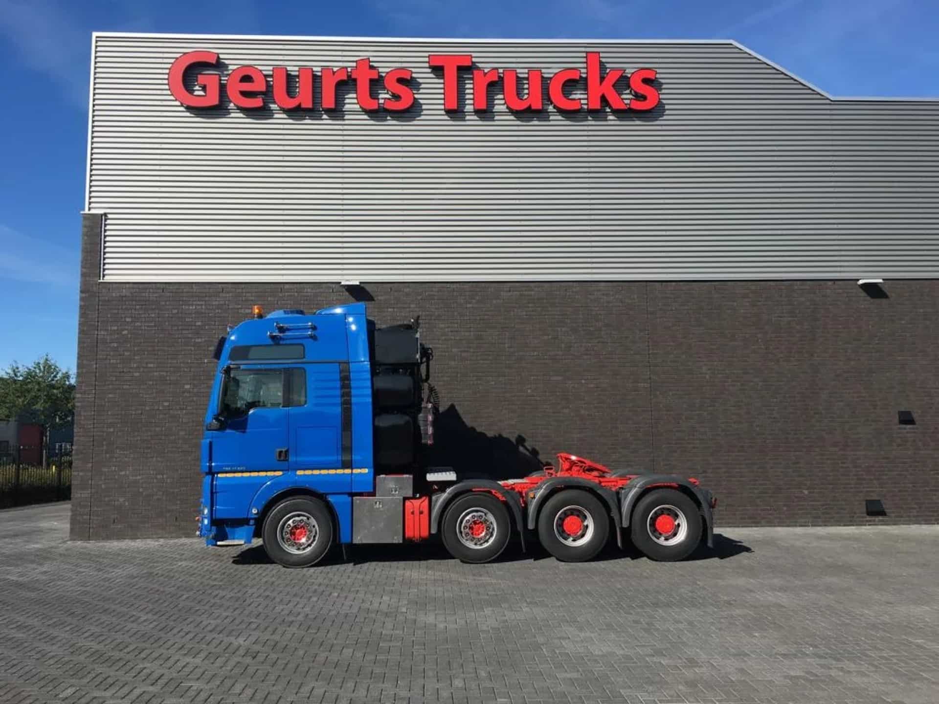 MAN  TGX 41.680 V8 8X4 HEAVY DUTY TRACTOR 250 TONS