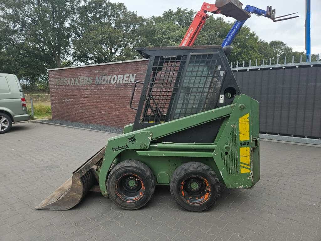 Bobcat 443
