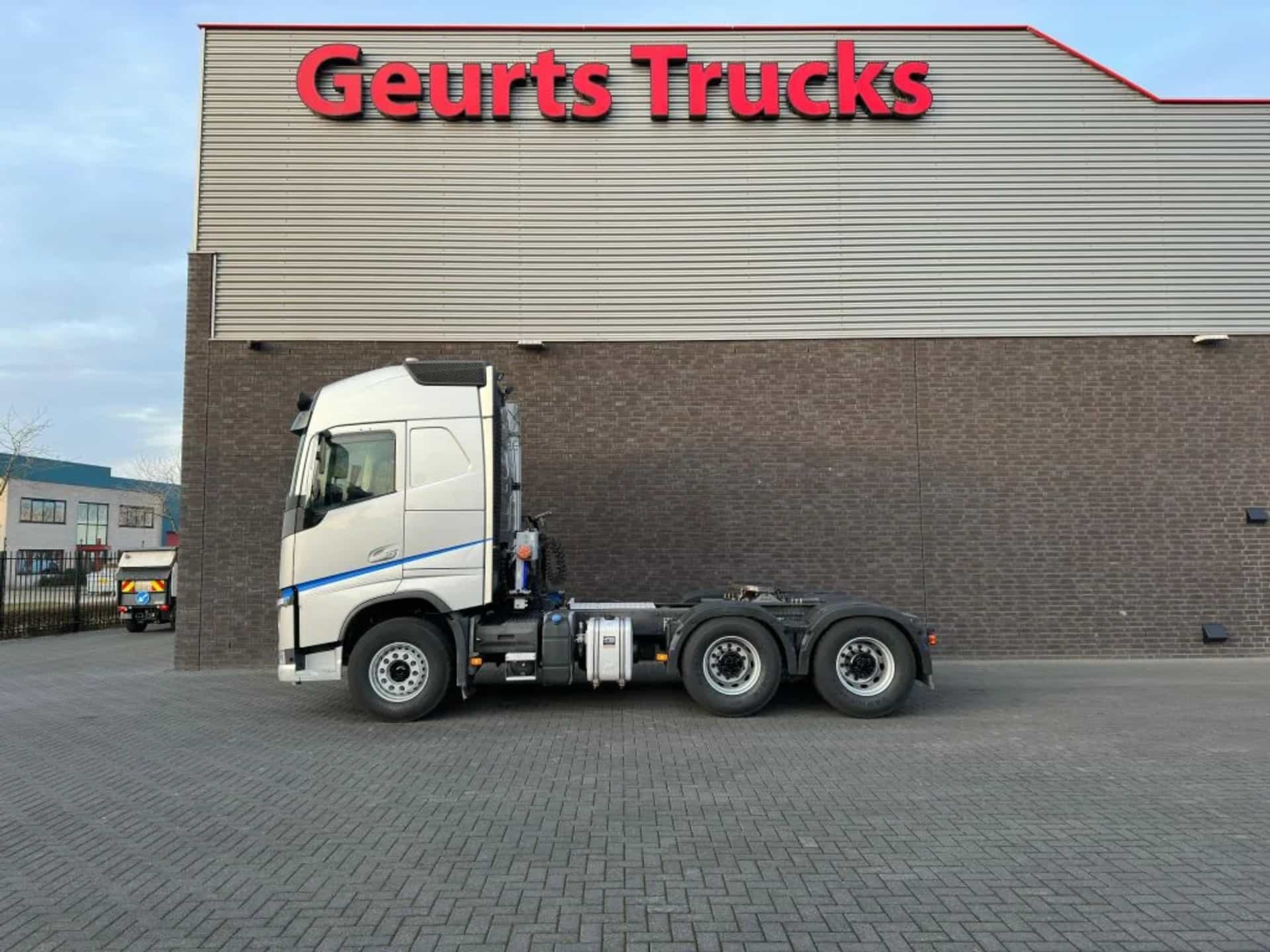Volvo  FH 460 6X4 TREKKER/TRACTOR/SZM EURO 6 HYDRAULIC