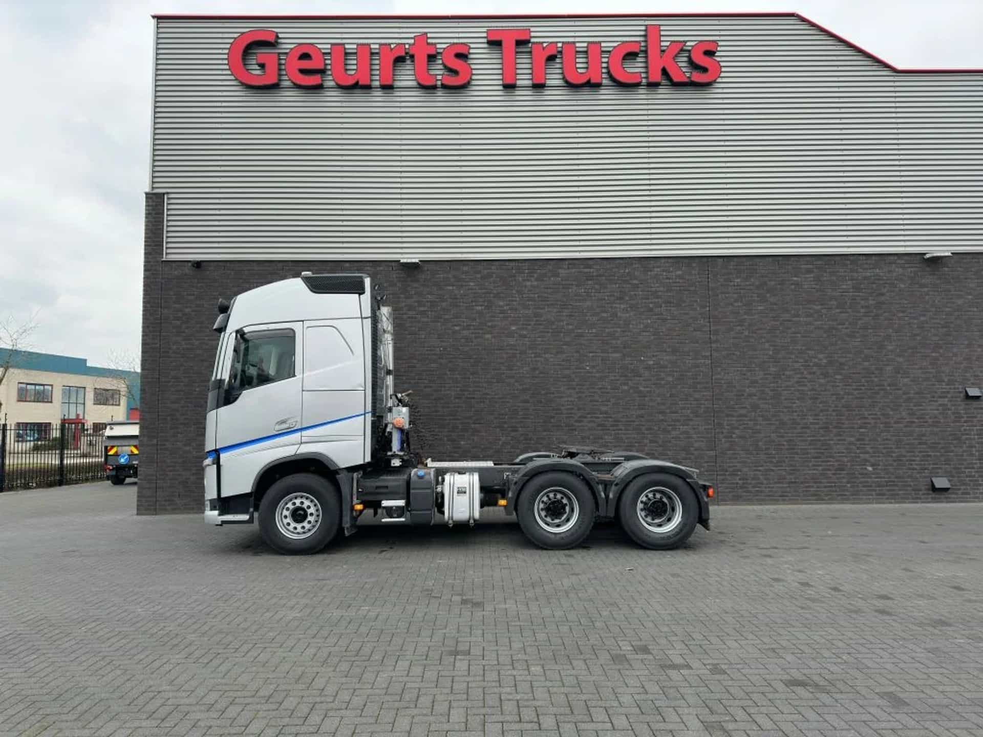 Volvo  FH 460 6X4 TREKKER/TRACTOR/SZM EURO 6 HYDRAULIC