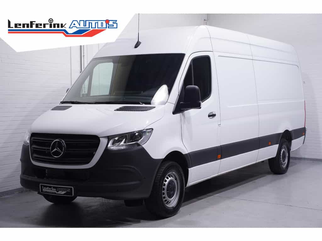Mercedes-Benz Sprinter 317 CDI 170 pk L3H2 Airco, Camera MBux Audio Apple Carplay, PDC V+A, Opstap achter, 3-Zits