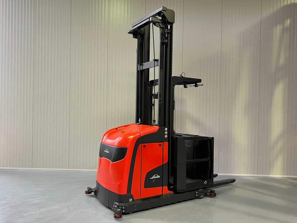 V  ( 5213 ) Rail Guidance * NEW / Unused !!