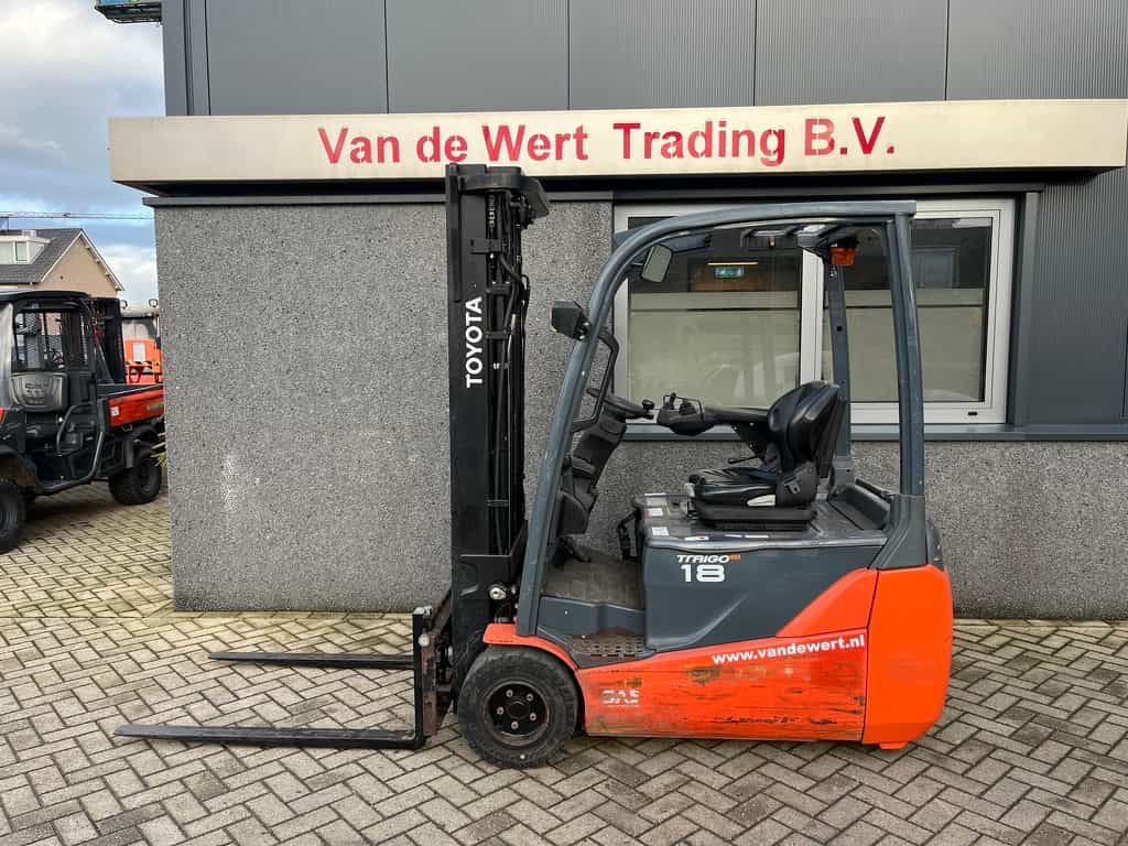 Heftruck Toyota 8FBET18 Triplo 500 Freelift/Sideshift elektrisch 2013