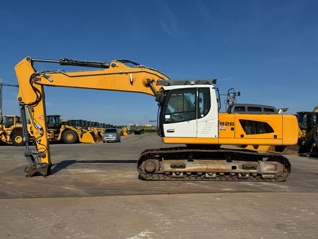 Liebherr R926 LC