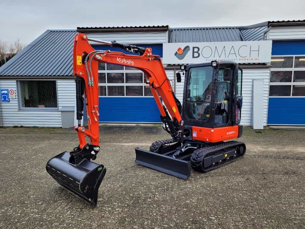 Kubota KX 037-4