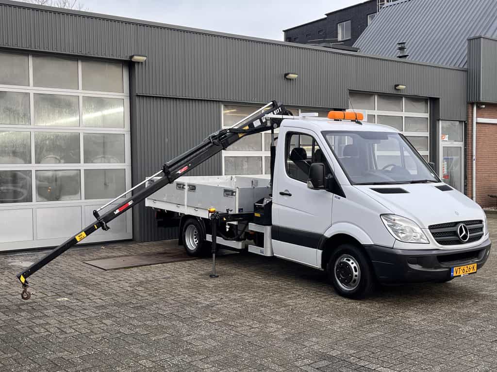 Mercedes-Benz Sprinter 510 2.2 CDI 366 Hiab 017T Laadkraan Trekhaak 3500kg trekgewicht 3 persoons Ex gemeente Kraan Autolaadkraan Gereedschapskist Open laadbak Pick-up p-up Euro 5 ( EX gemeinde )
