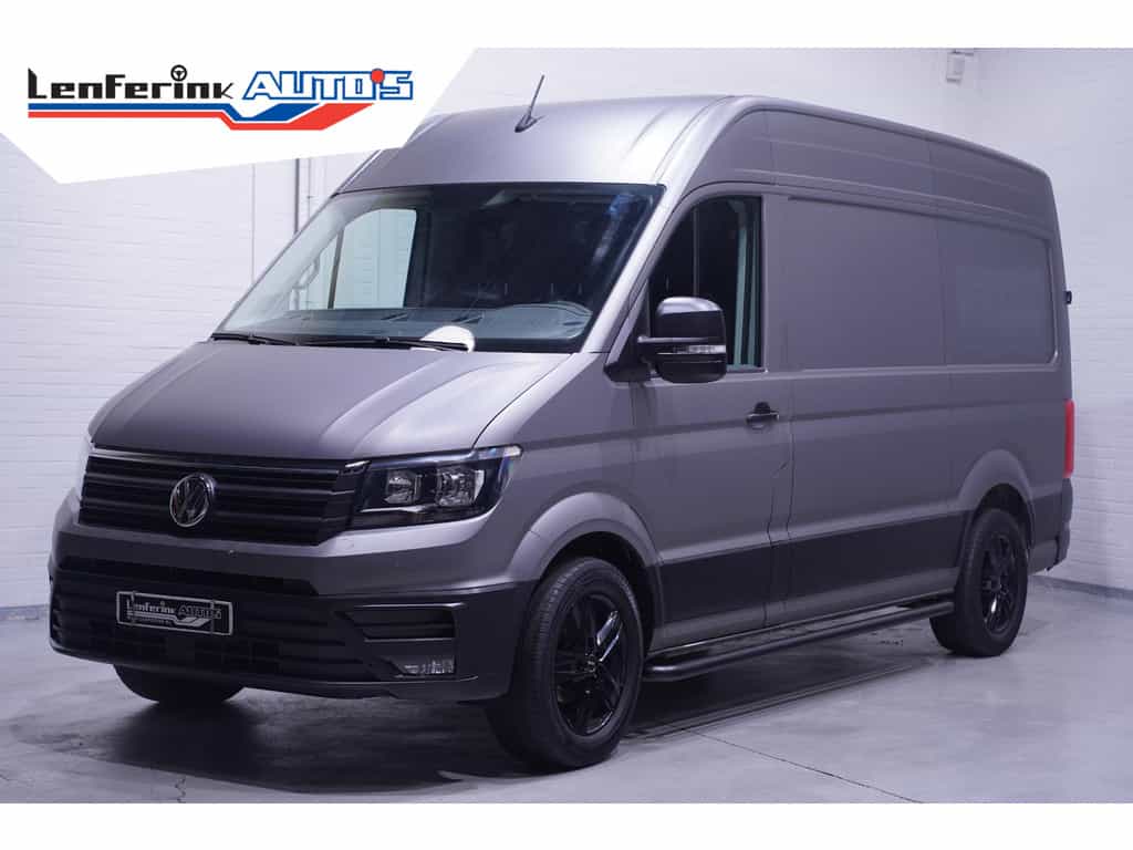 Volkswagen Crafter 2.0 TDI 140 pk L3H3 Navi, Camera, 18" LMV Trekhaak 3.000 kg, Grijs Wrap, Sidebars, 3-Zits