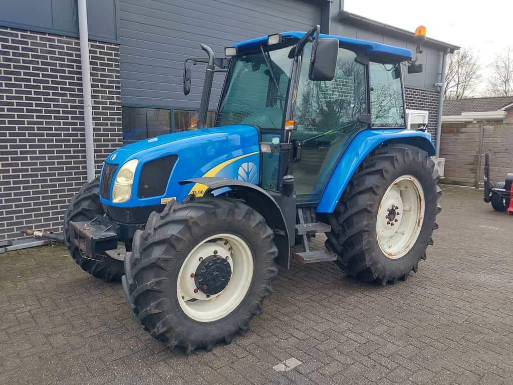 New Holland TL 90A