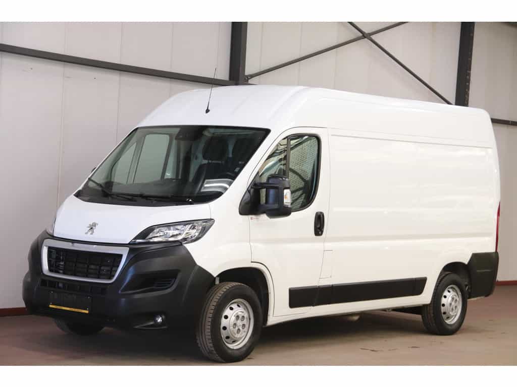 Peugeot Boxer 2.2 120PK L2H2 ACHTERUITRIJCAMERA EURO 6 Peugeot Boxer 2.2 120PK  L2H2 ACHTERUITRIJCAMERA EURO 6
