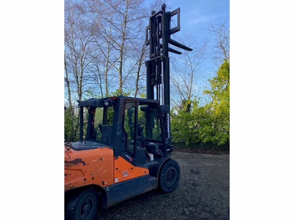 Doosan D50 C-5 diesel forklift