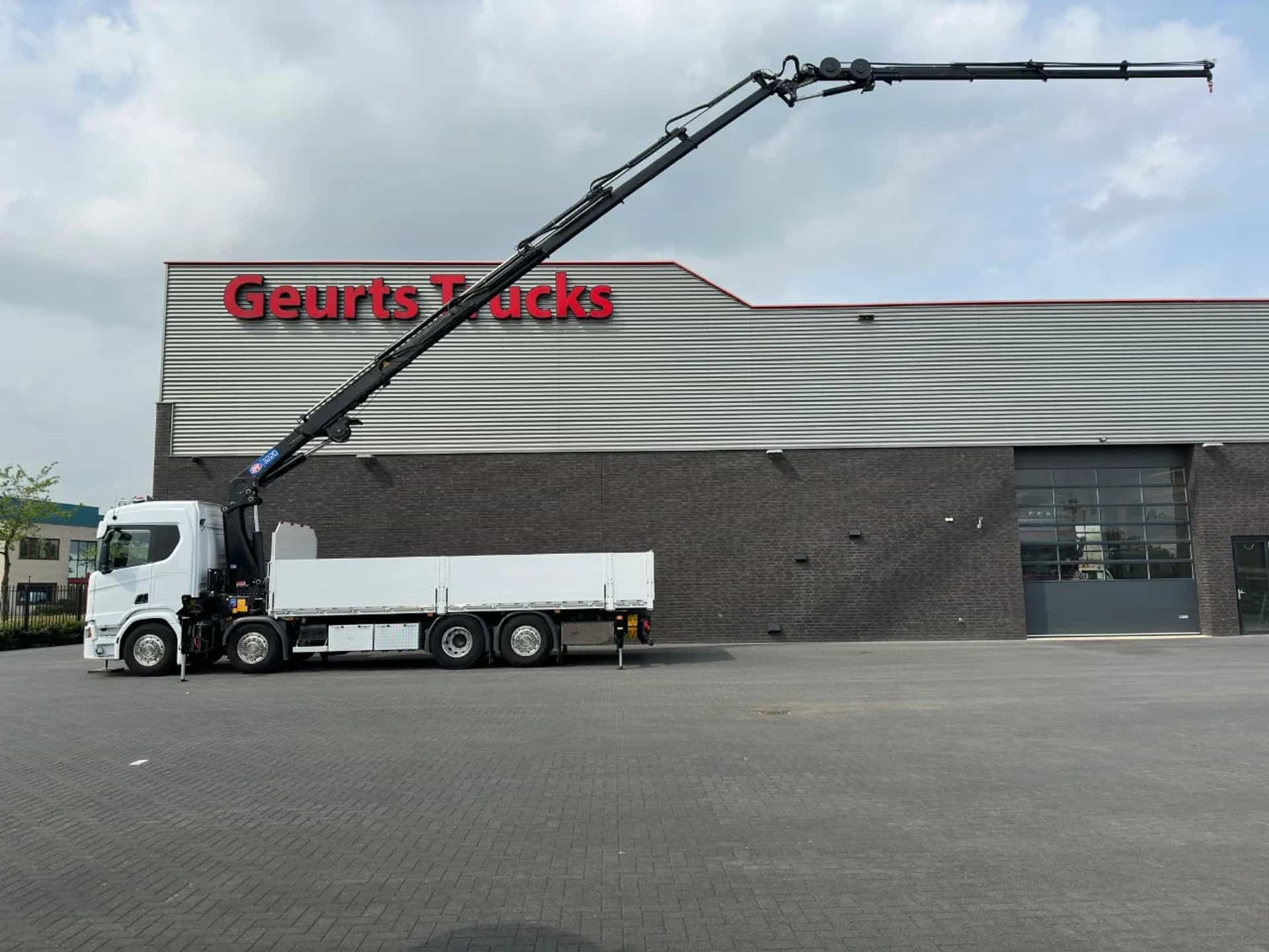 Scania  R540 NGS 8X2 MET HMF 3220-K5 + JIB FJ1000-K4 KRAAN/KRAN/CRANE/GRUA