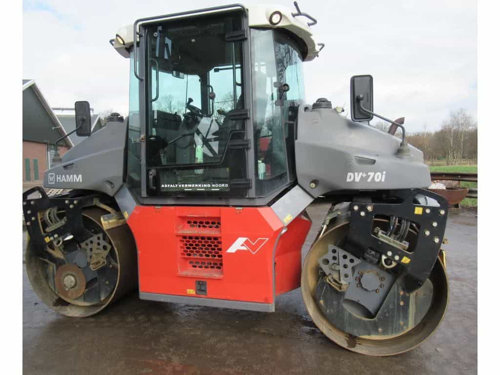 Hamm DV70  VV road roller
