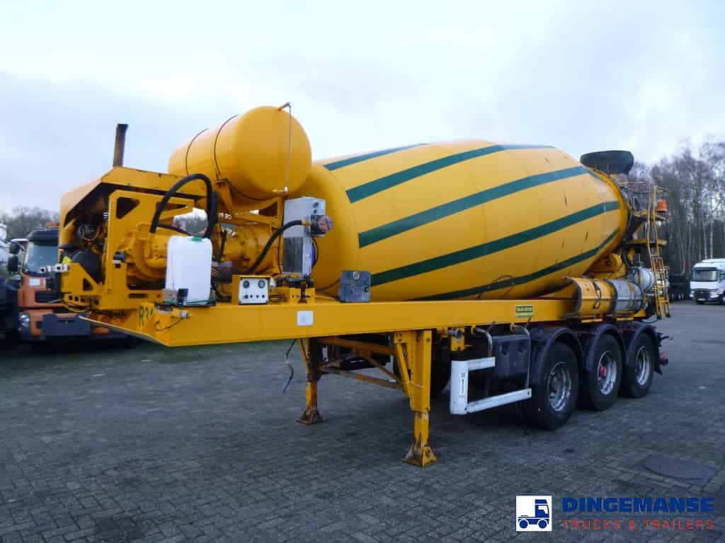 De Buf Concrete mixer trailer BM12-39-3 12 m3