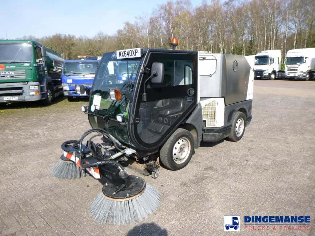 Nilfisk City Ranger CR3500 sweeper