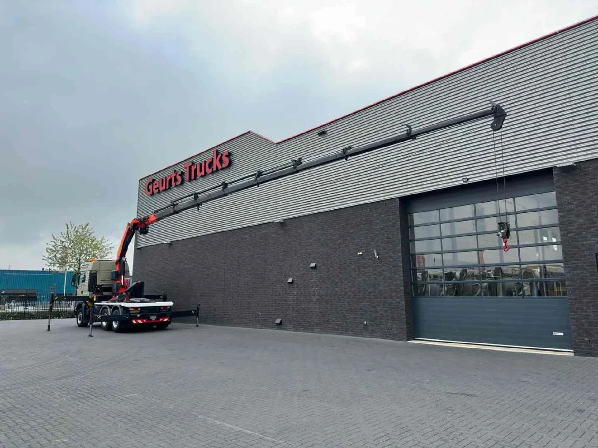 Foto 3 van MAN TGS 28.480 6X4-4 BL + PALFINGER PK 34002-SH G POWER LINK PLUS KRAAN/KRAN/CRANE/GRUA