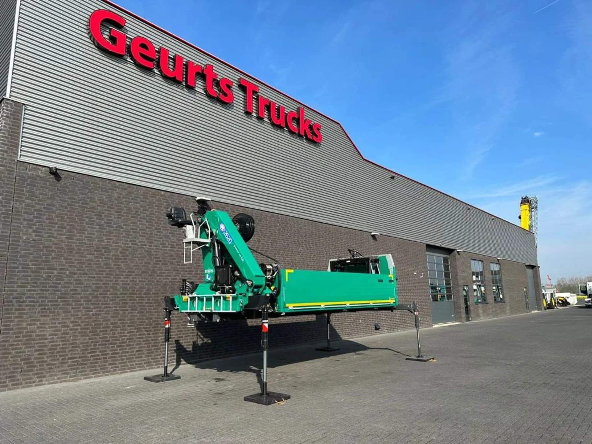 Foto 2 van HMF VARIOFRAME 2620 K7 KRAAN/KRAN/CRANE/GRUA