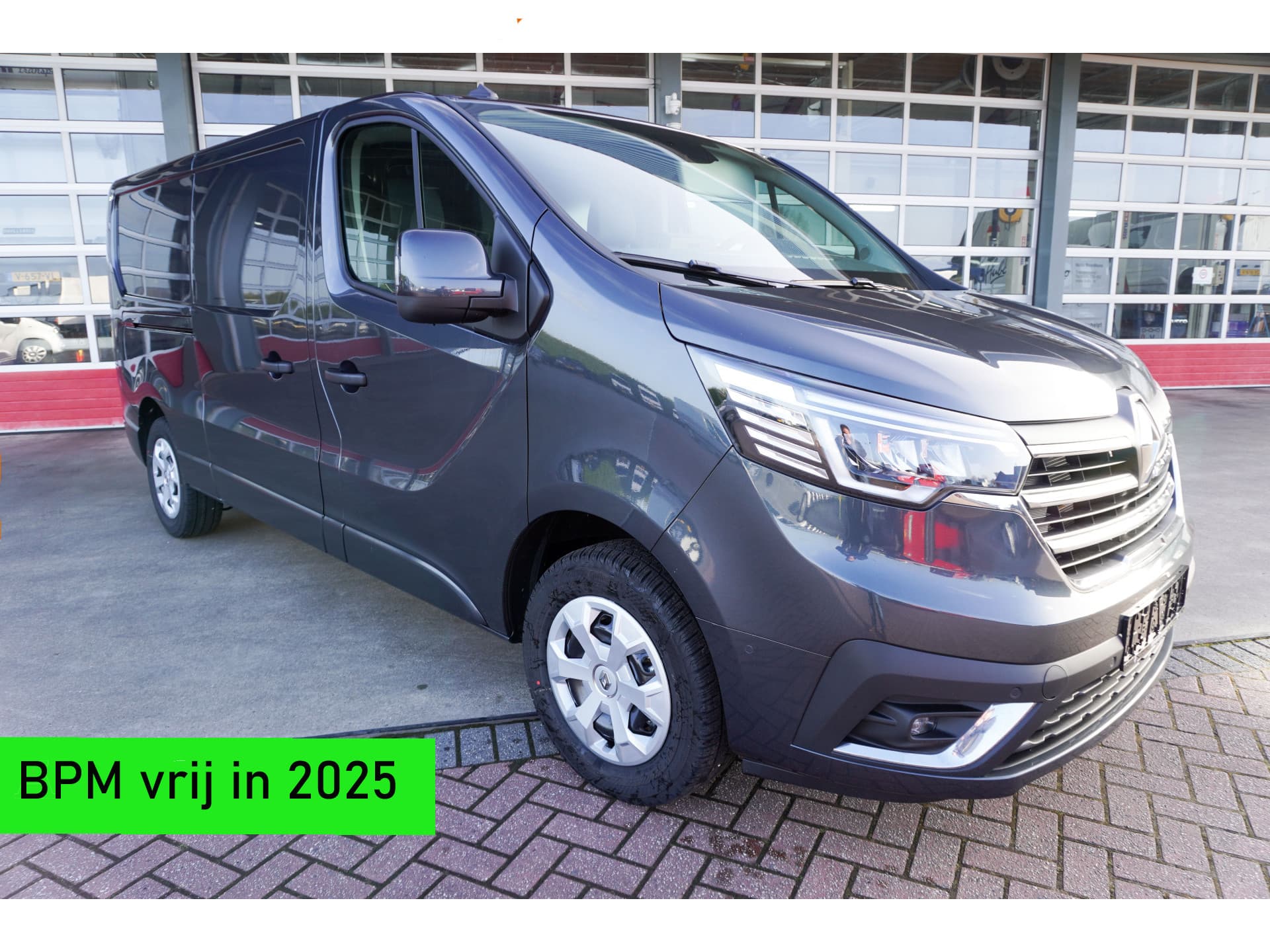 Foto 1 van Renault 2.0 dCi 130PK T30 L2H1 Work Edition