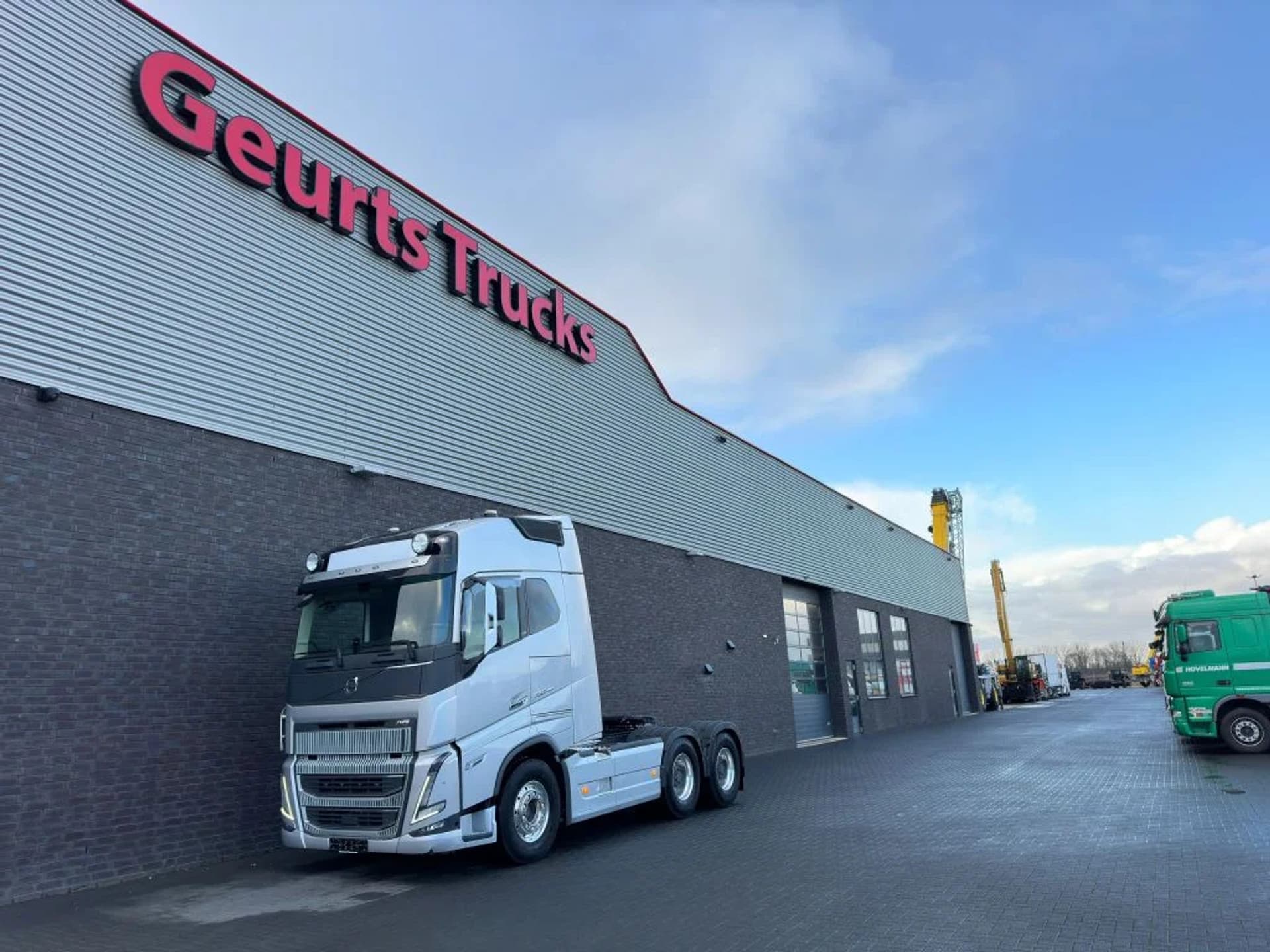 Foto 2 van Volvo FH 16.750 6X4 TREKKER/TRACTOR/SZM EURO 6 HYDRAULIC